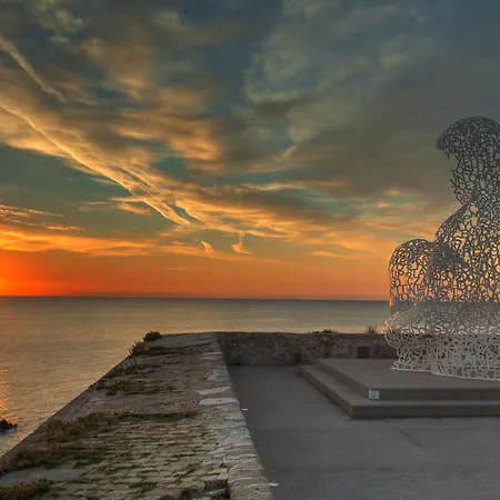 Hotel Le Collier Hotel