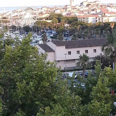 Hotel Le Collier Hotel Antibes