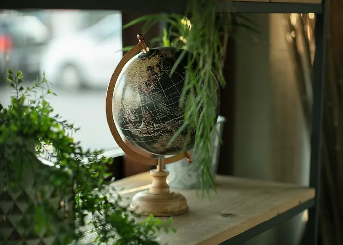 Le Collier Αντίμπ