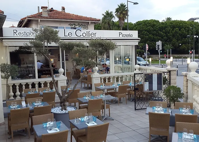 Le Collier Отель 3*