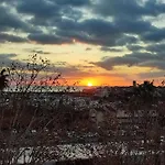 Готель Le Collier Антіб