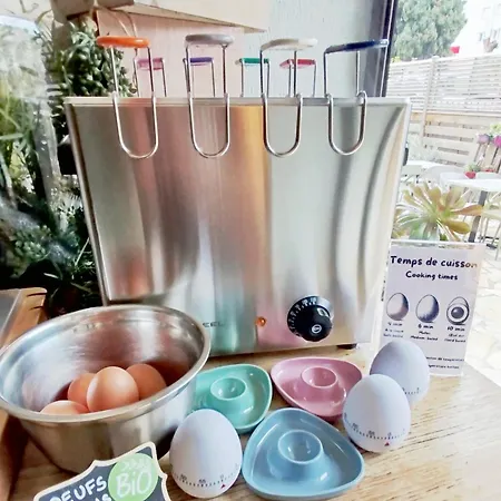 Le Collier 3* أنتيب