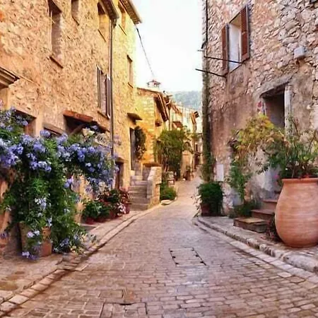 Le Collier Antibes