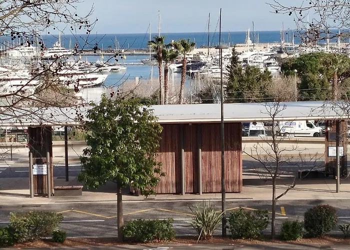 Le Collier 3* アンティーブ