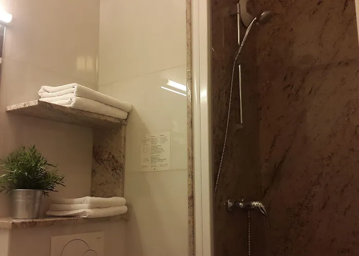 Le Collier Hotel Antibes